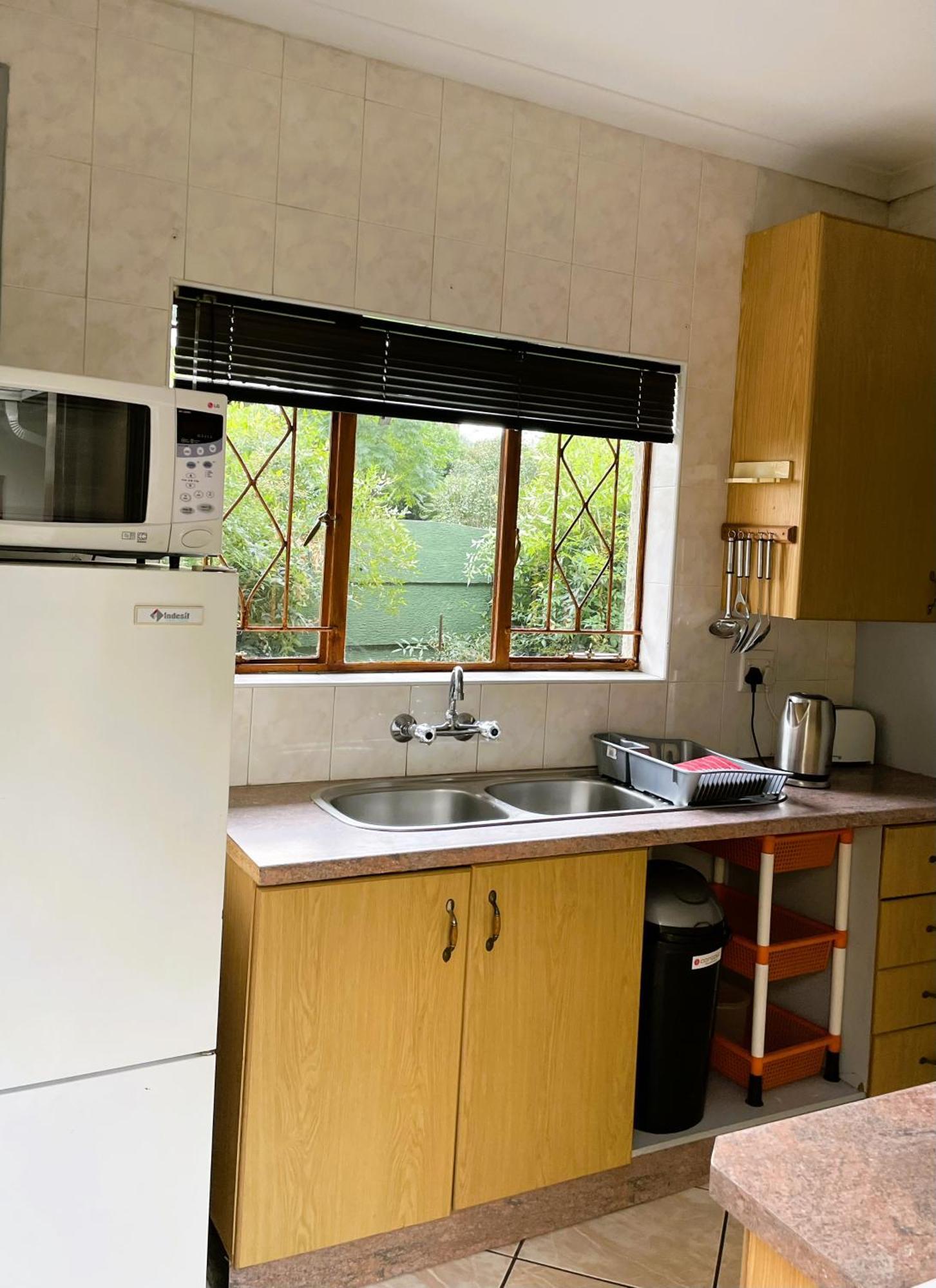 Celtis Lane Guest House Boksburg Ngoại thất bức ảnh