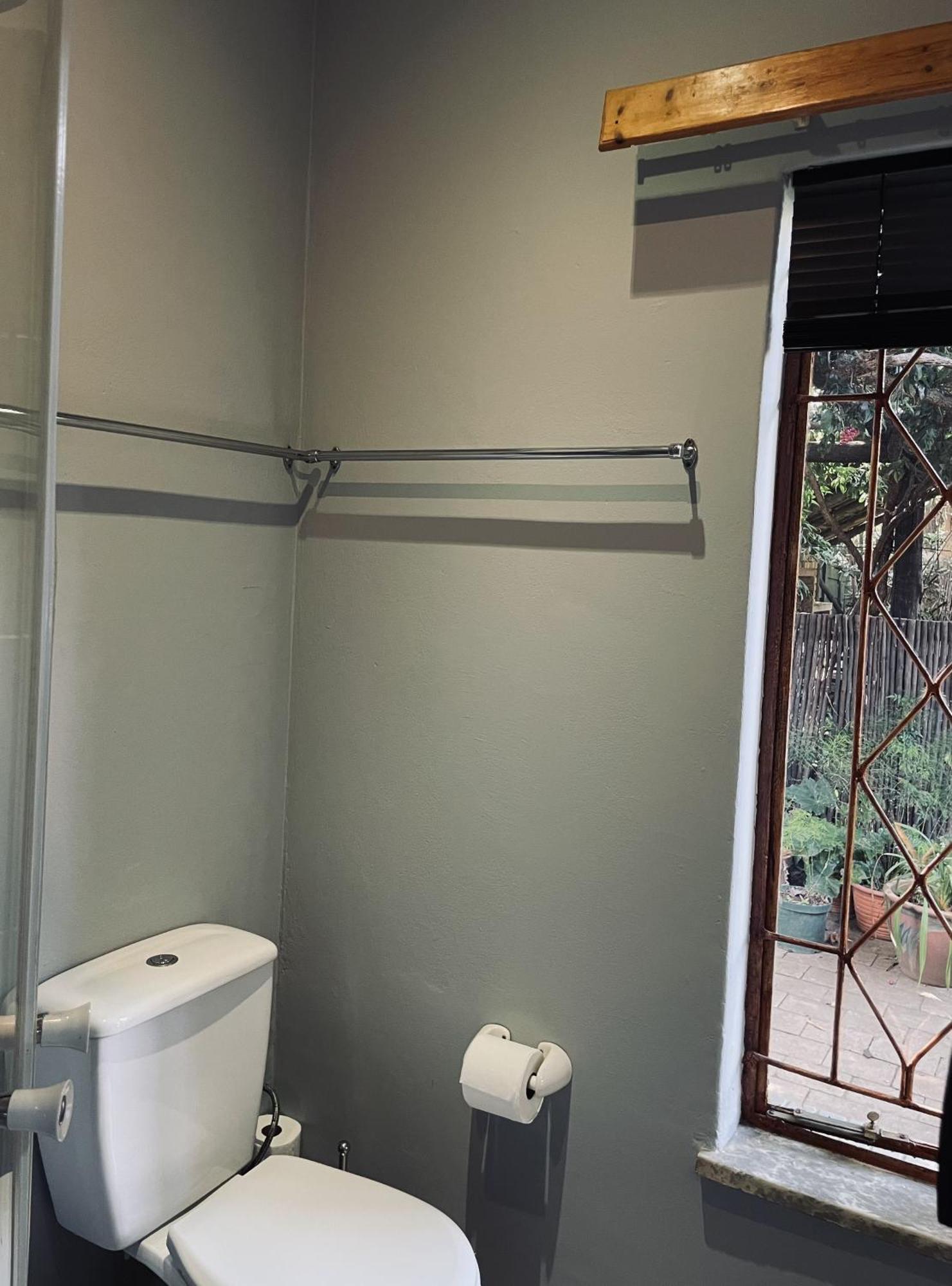 Celtis Lane Guest House Boksburg Ngoại thất bức ảnh