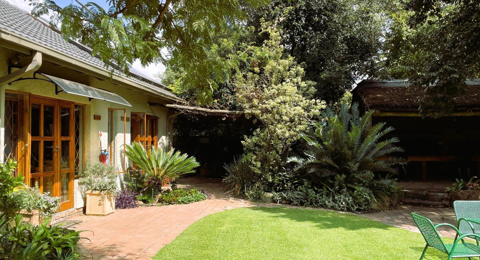 Celtis Lane Guest House Boksburg Ngoại thất bức ảnh