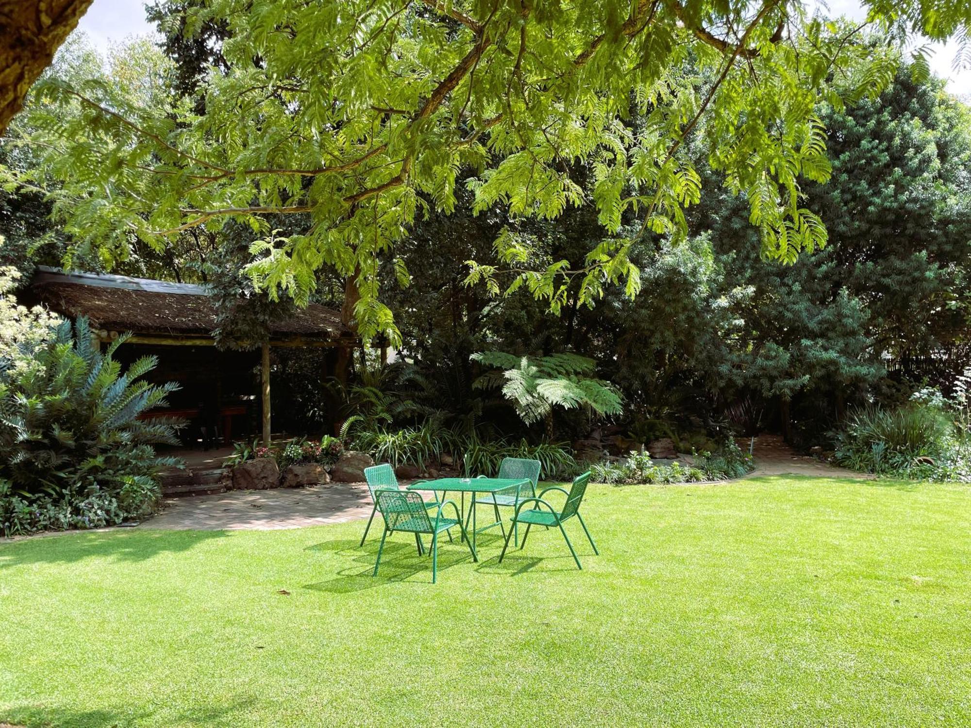 Celtis Lane Guest House Boksburg Ngoại thất bức ảnh