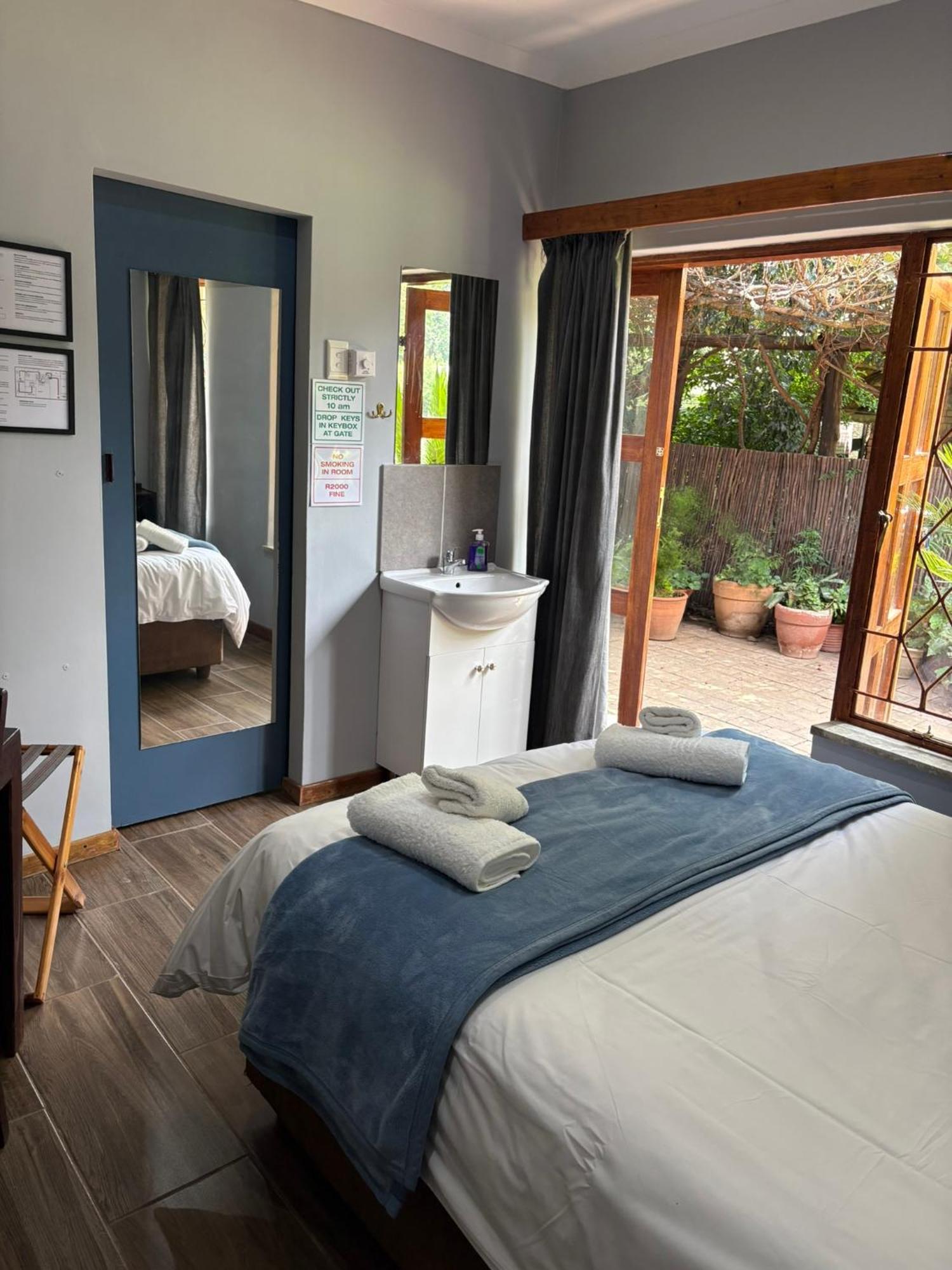 Celtis Lane Guest House Boksburg Ngoại thất bức ảnh