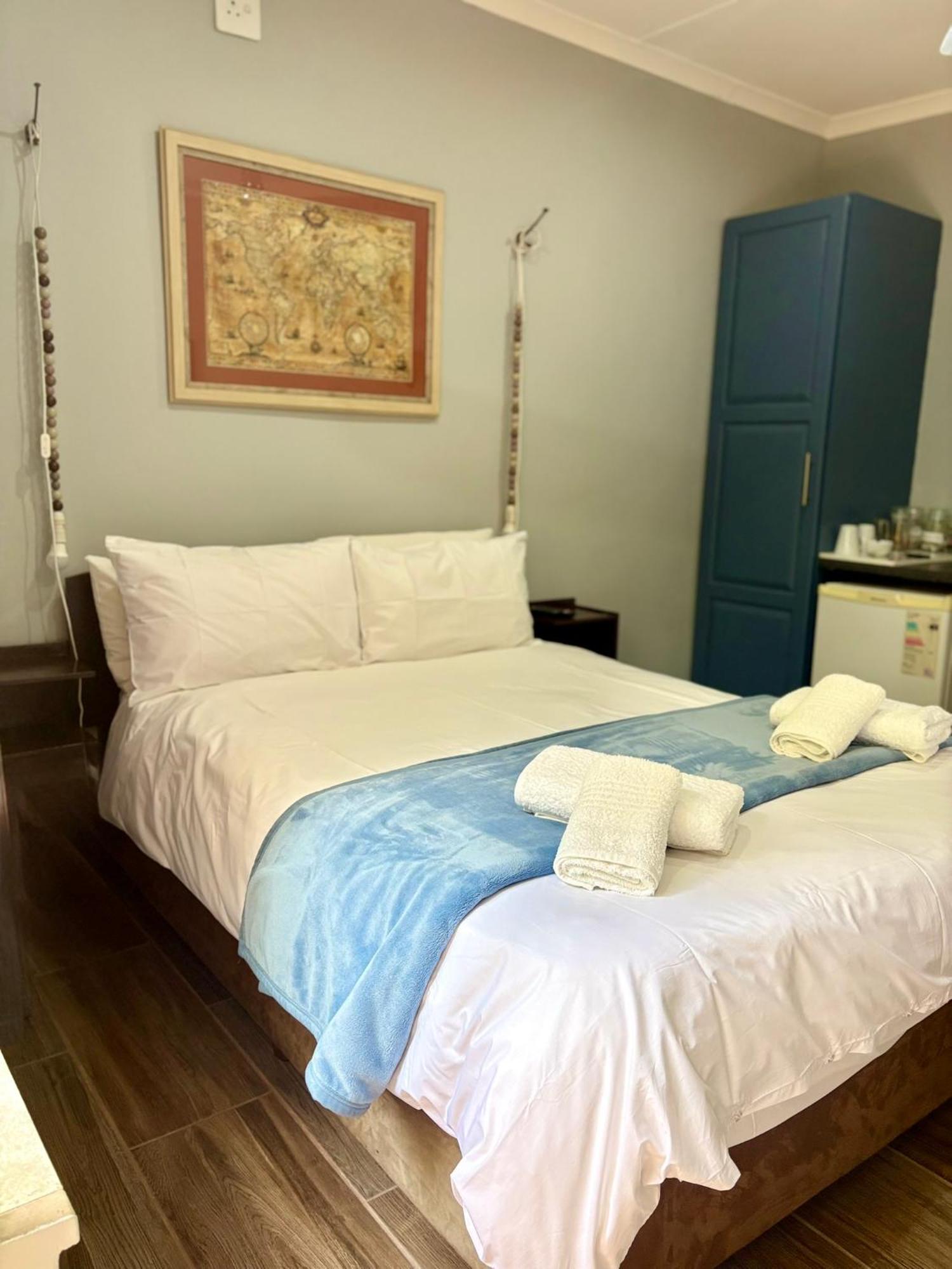 Celtis Lane Guest House Boksburg Ngoại thất bức ảnh